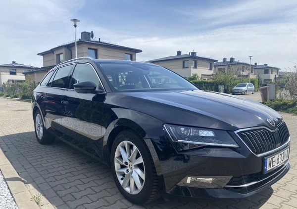 Skoda Superb cena 76900 przebieg: 136000, rok produkcji 2018 z Brzeg Dolny małe 211